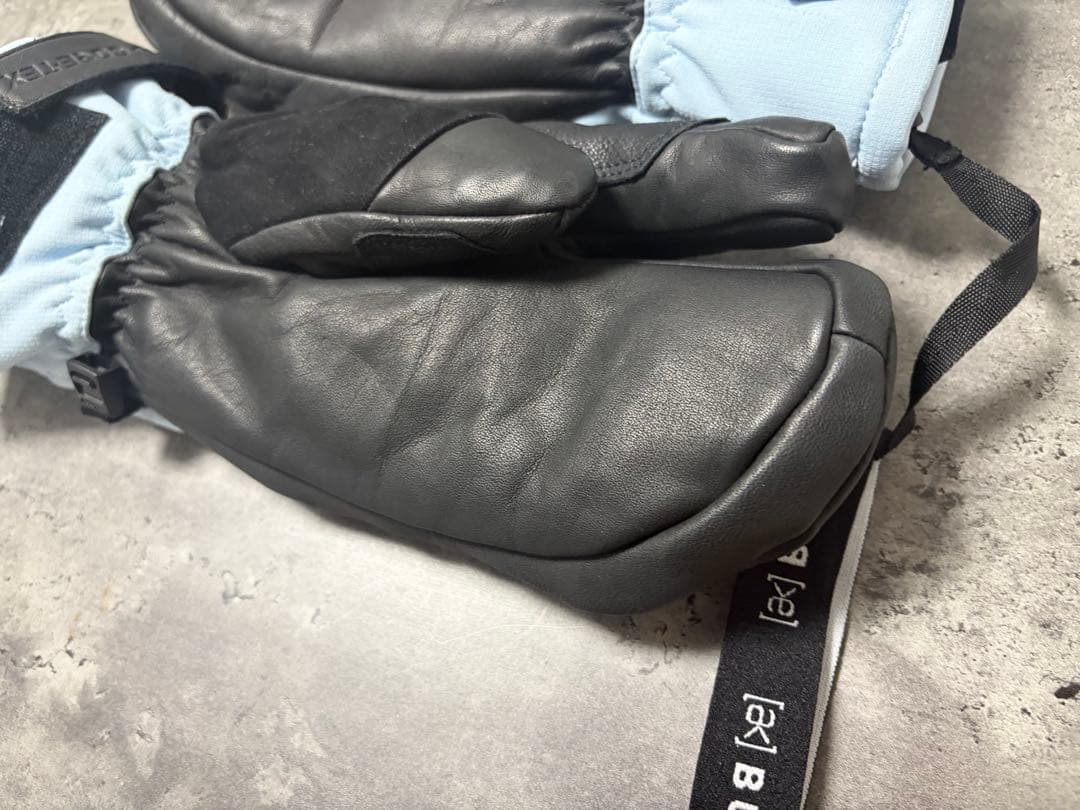 Burton [ak] GORE-TEX Clutch Mitten M 手袋