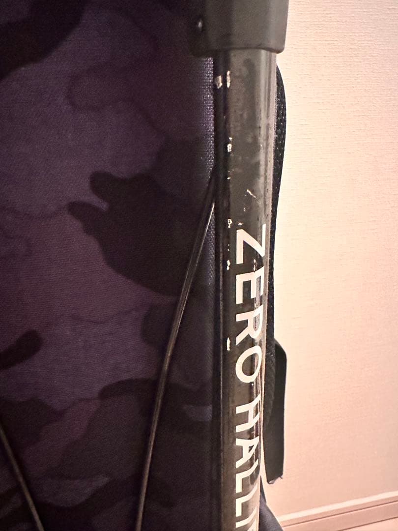 （希少品）ZERO HALLIBURTON ヘッドカバー付のキャディバッグ
