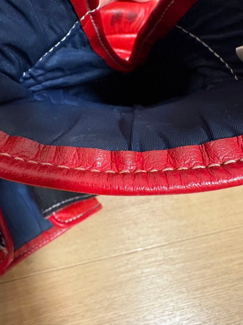 最終価格！Winning ボクシンググローブ 8 oz 赤