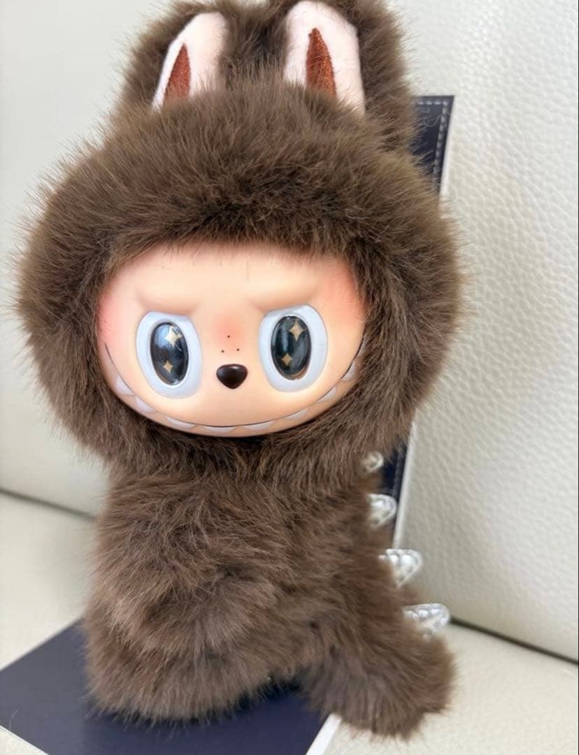 【白いと茶色】海外限定　ジモモ　JIMOMO ラブブ　labubu