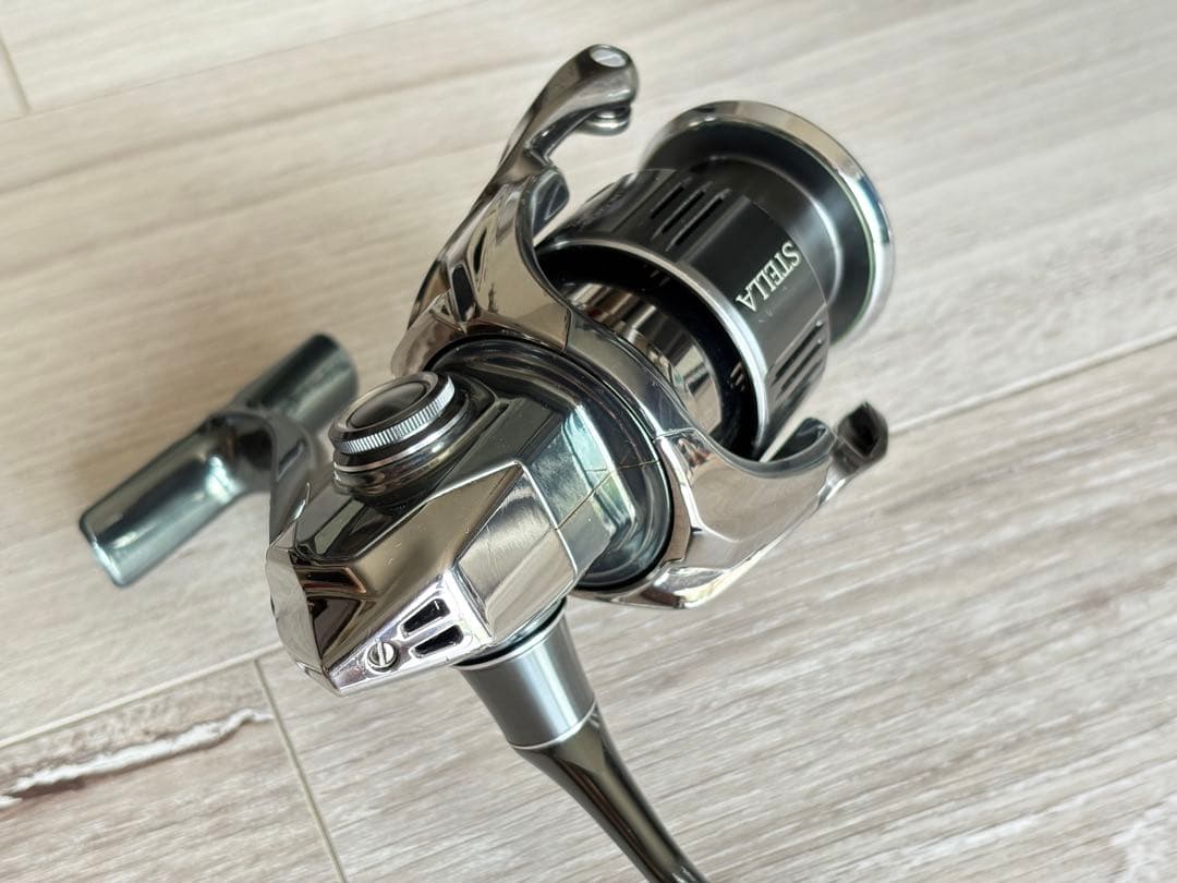 【美品】シマノ　22 ステラ　c3000xg