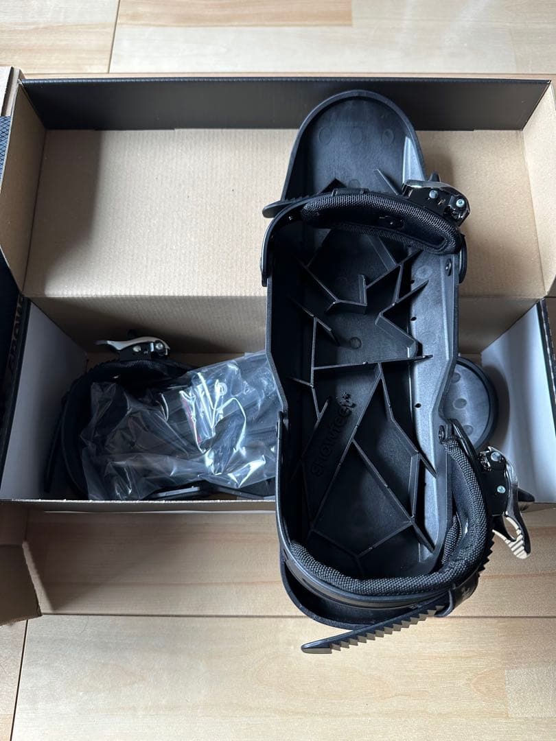 【週末限定お値下げ】正規品スノーフィート 2025-2026モデル ブラック