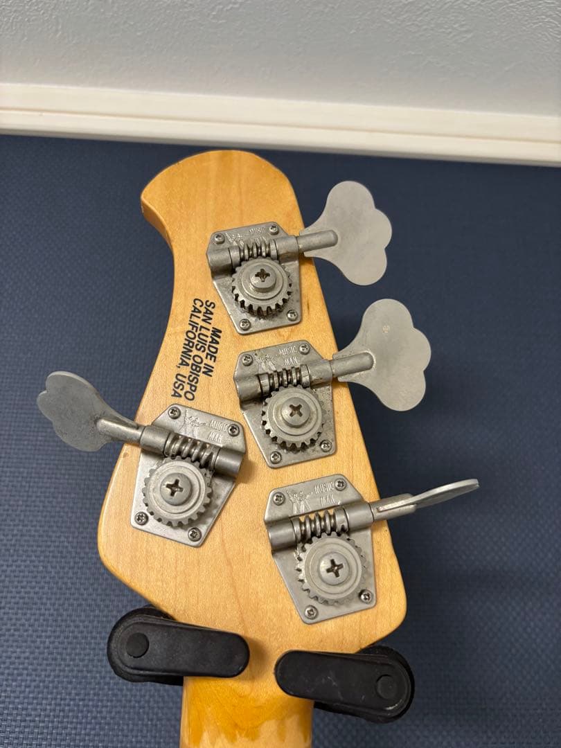 MUSIC MAN StingRay ブラック　エレキベース