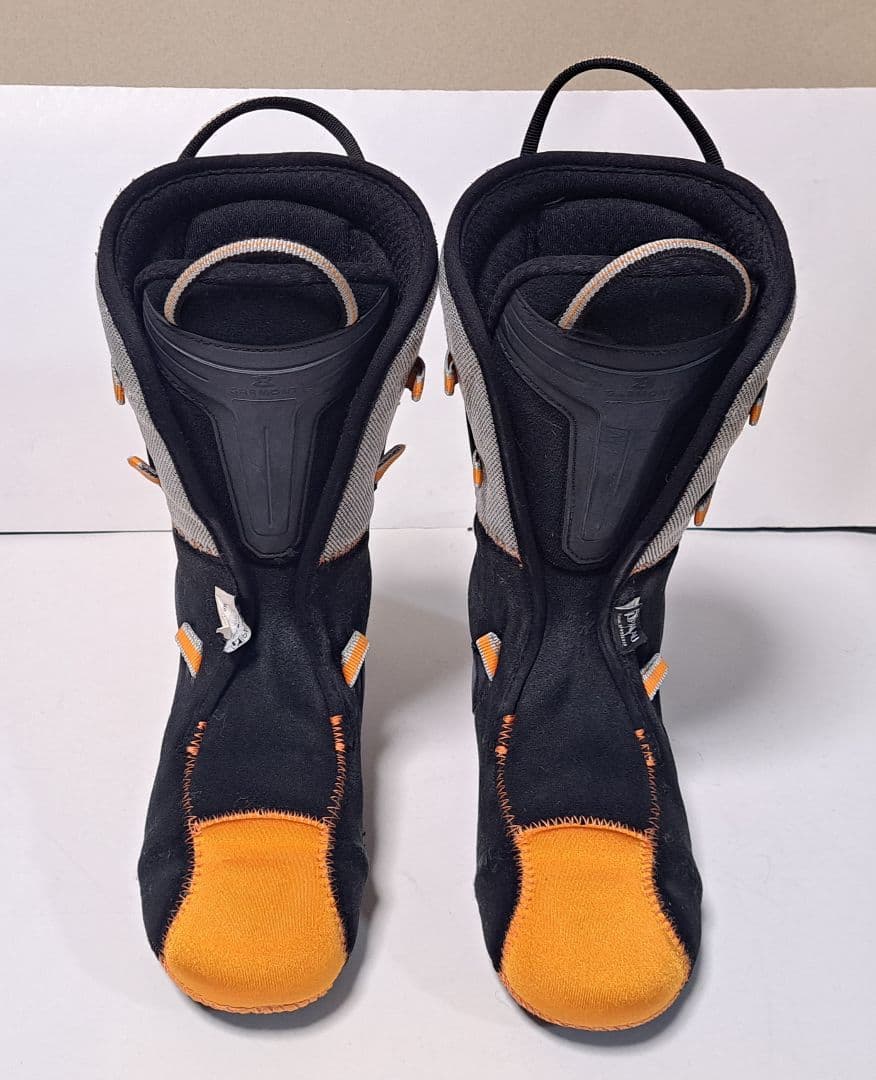 ガルモント NTNテレマークブーツ23.5cm