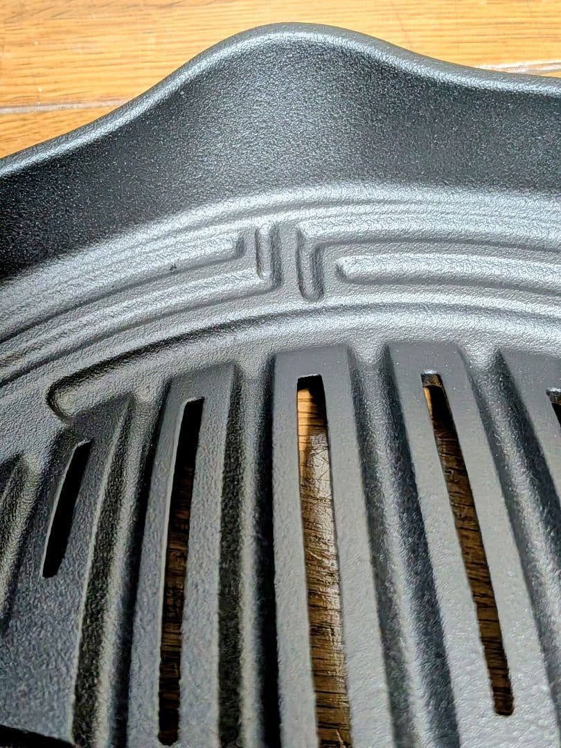 【新品】南部鉄器 ジンギスカン鍋 穴あき28cm 千葉金物店オリジナル 日本製