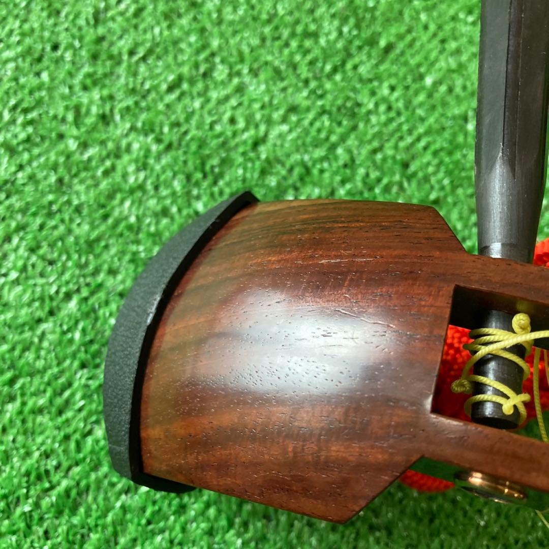 三味線　ハードケース付き　中棹　五厘大　丸打胴　付属品多数