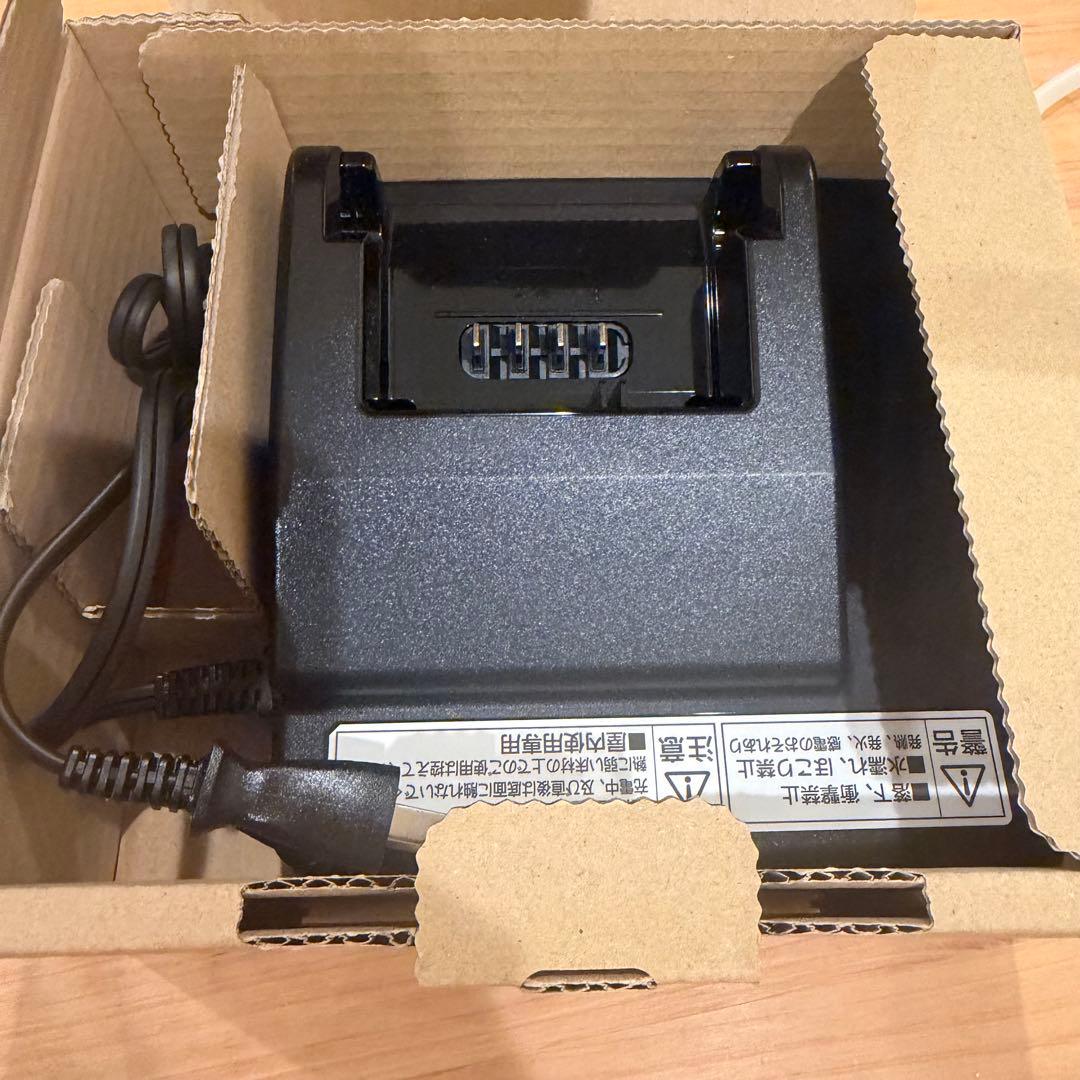 パナソニック　Panasonic NKJ075Z 充電器