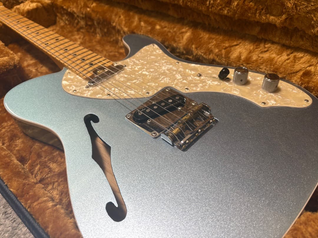 ギター Fender TelecasterThinline American Elite