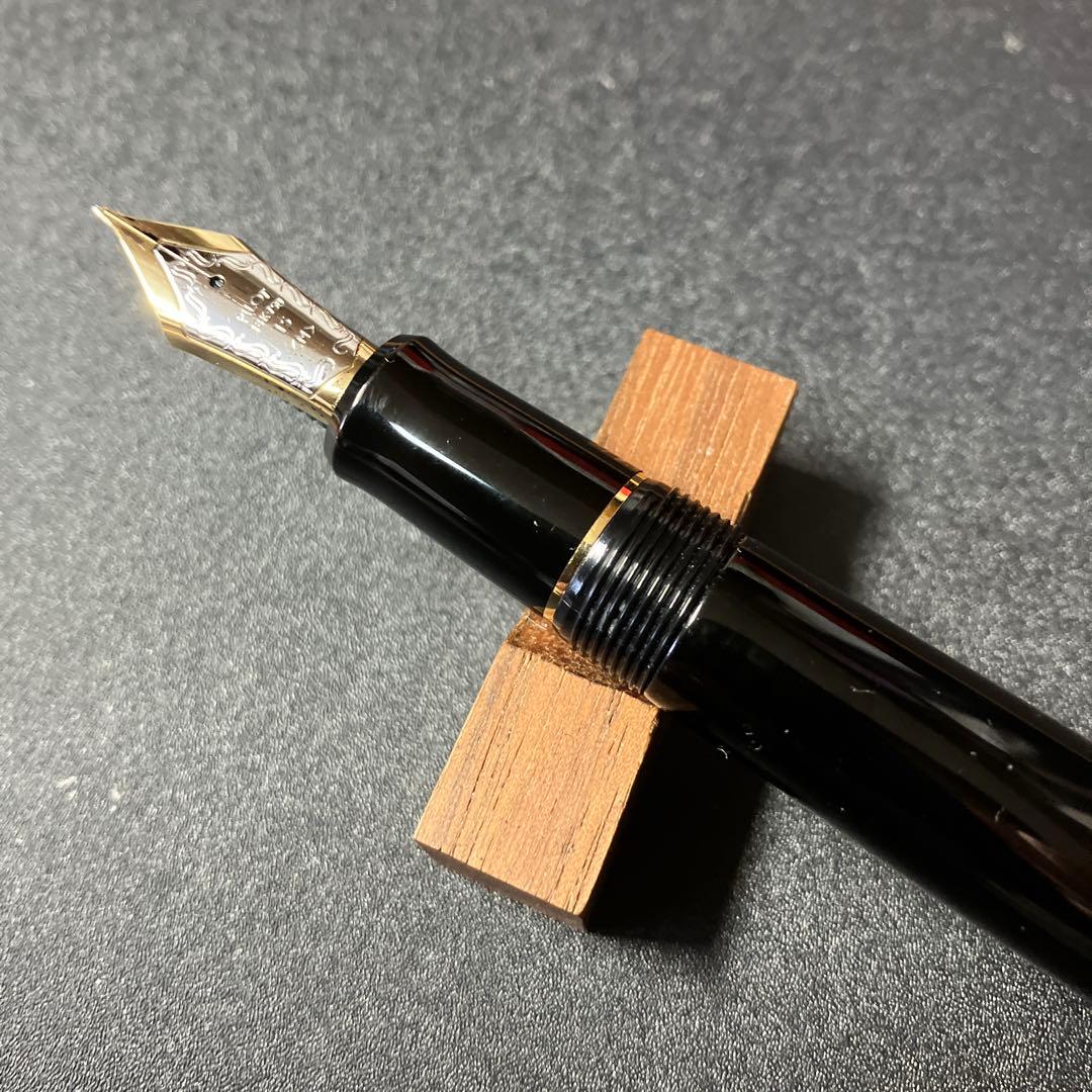 パイロット845 漆　中字