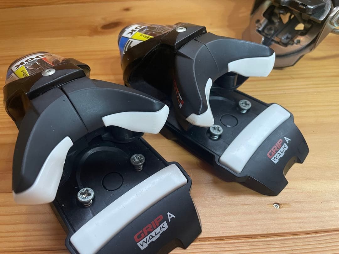 スキー LOOK Pivot 14