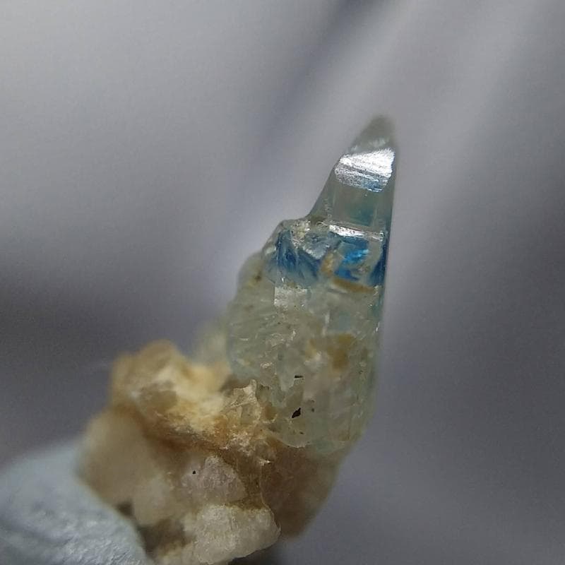 469 ユークレース ちょっとクラスター 結晶 原石 母岩付き