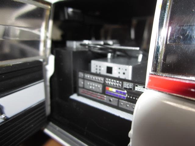 ホットウィール　全開閉　1/18 ゴーストバスターズ ECTO-1 ELITE