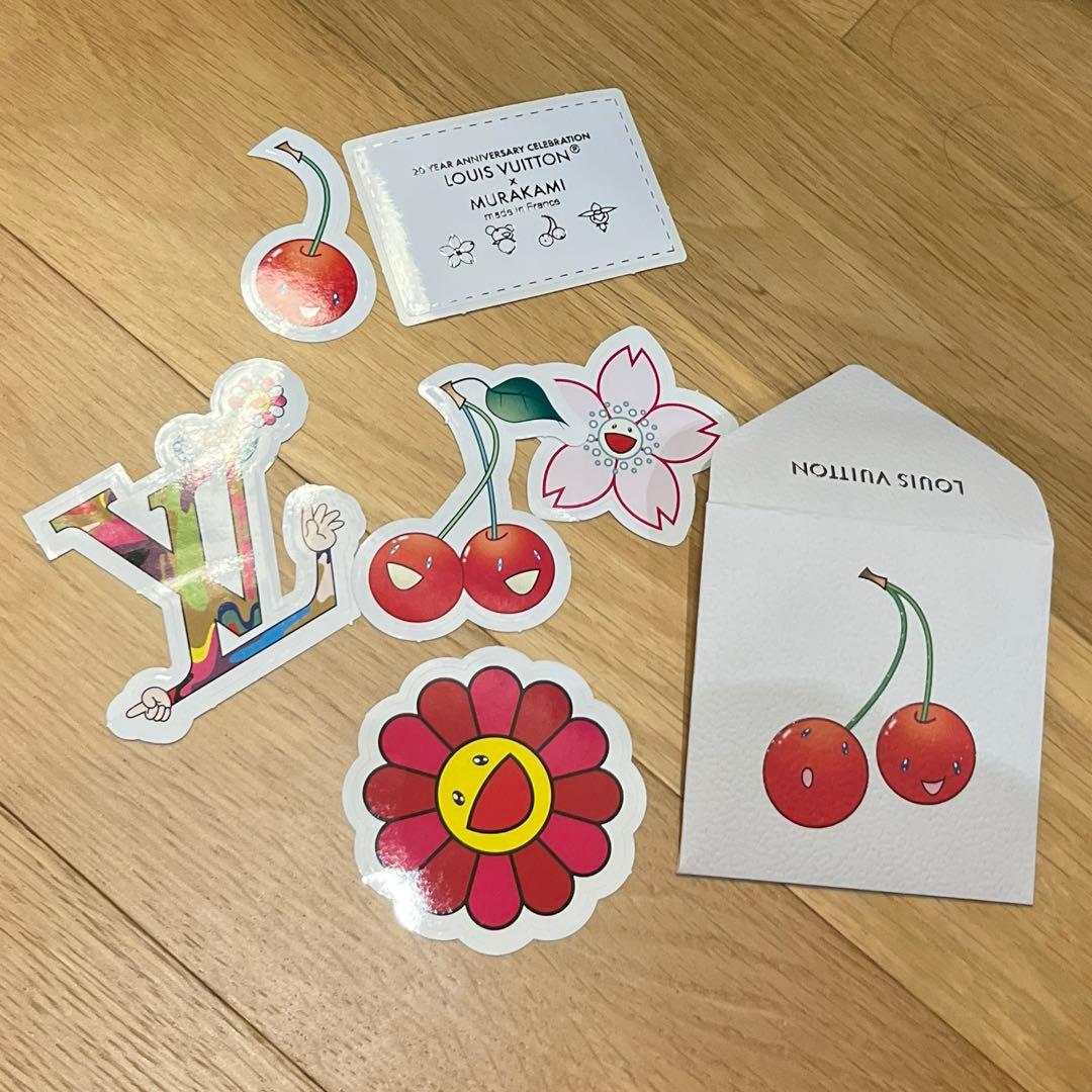 LOUIS VUITTON チェリー柄 紙袋とステッカーセット