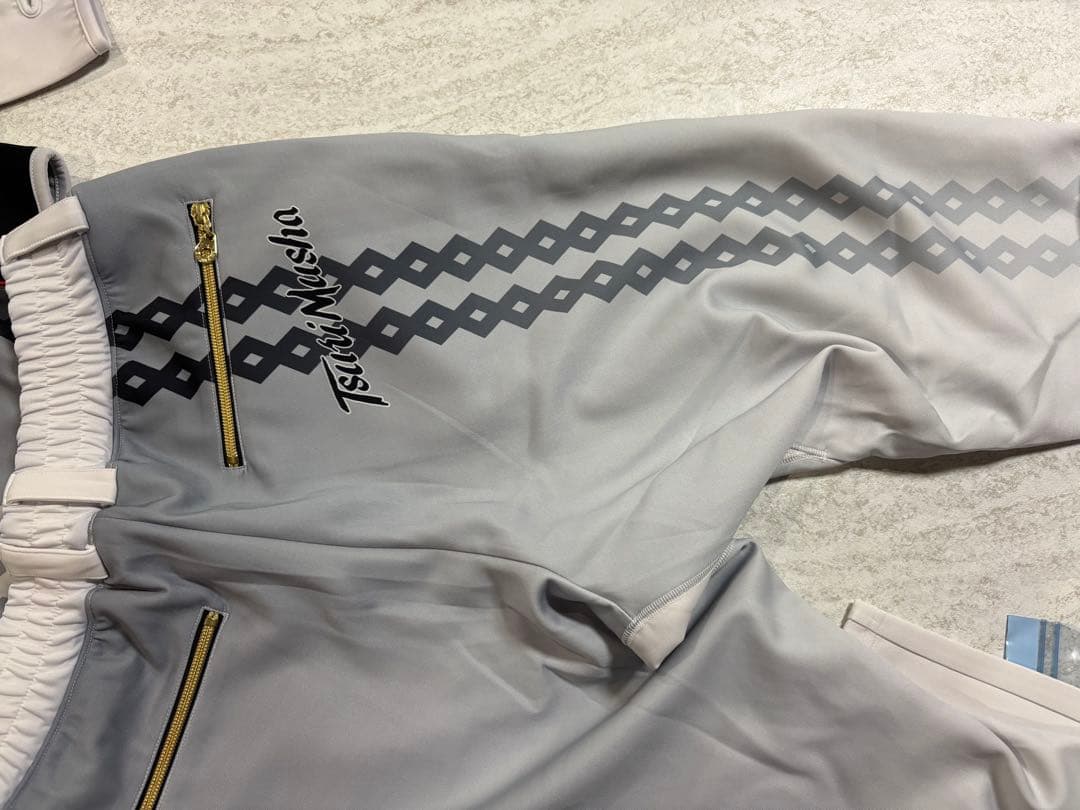 釣武者 W・eye ライトプレーンスーツ Lサイズ ホワイト