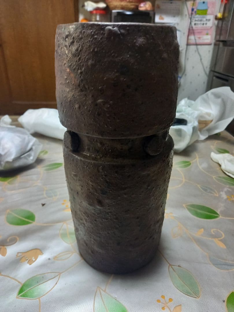 可なりの大作です。花瓶