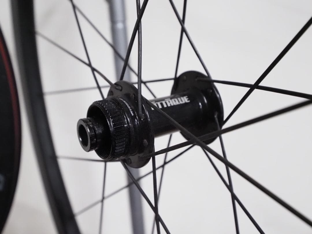 アタッキ カーボンホイール ディスクブレーキ 45mm　ATTAQUE 前後