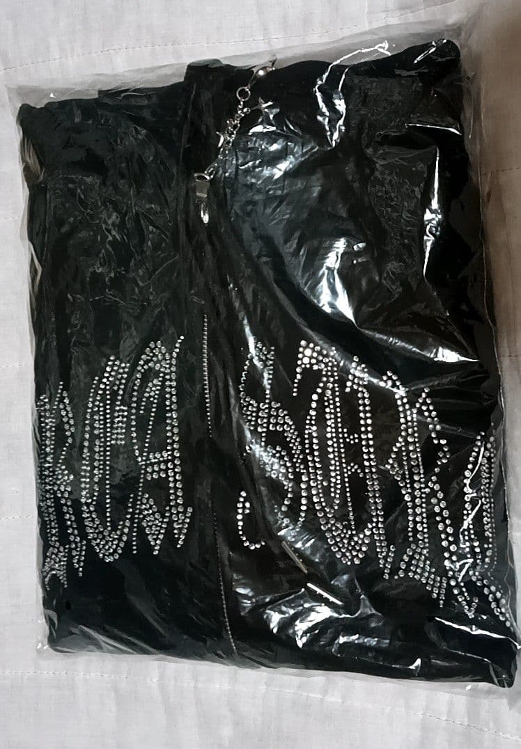 「rii♡専用 」 TREASURE ジップアップフーディー Lサイズ 黒