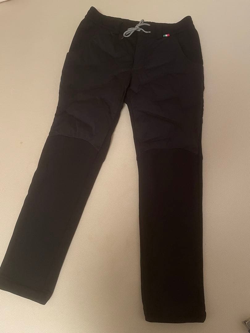 ゴルフ用 黒 ダウンデザインパンツ