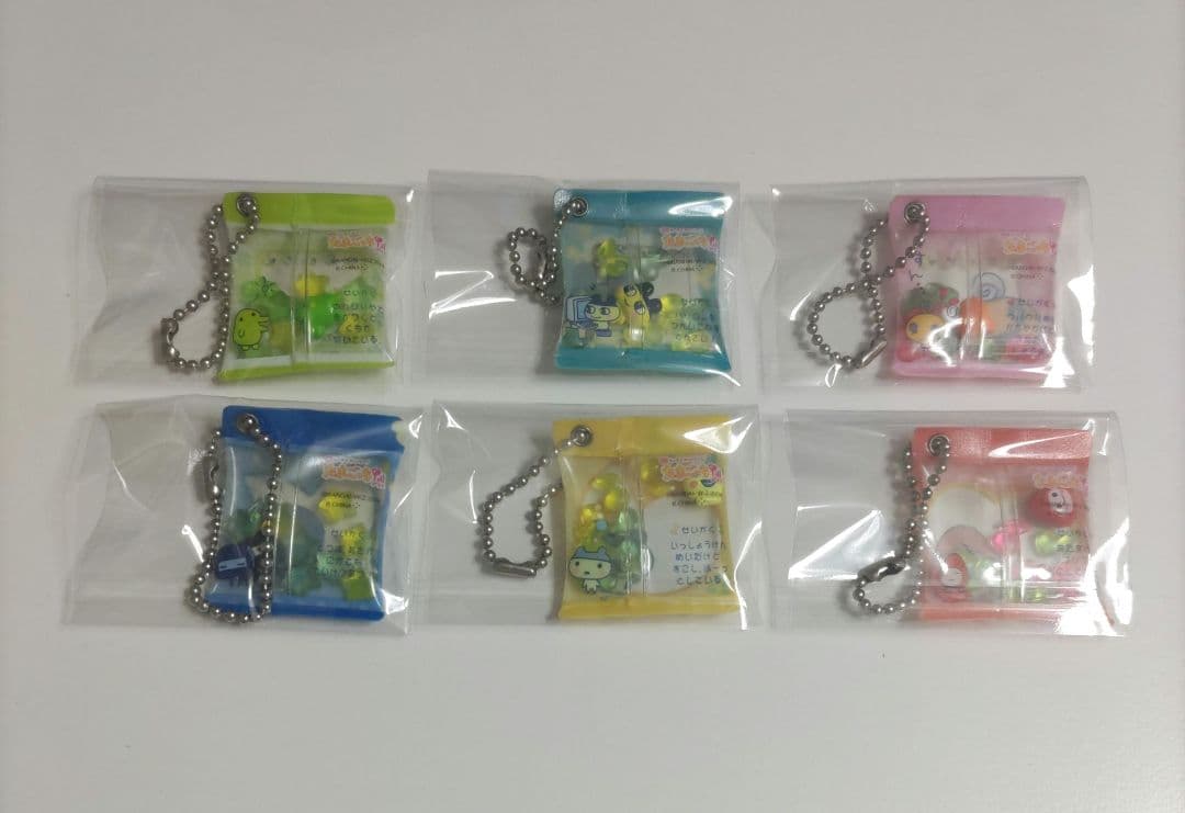 たまごっち ガチャガチャ シャカシャカスイング