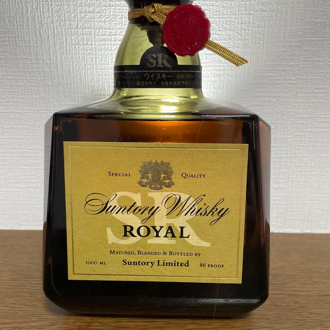 古酒　サントリーウイスキー ロイヤル クイーンサイズ　1000mL 箱入り　大