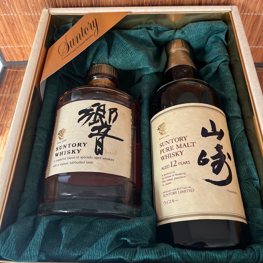 Suntory Whisky 2本セット（響＆山崎）ギフトセット化粧箱入