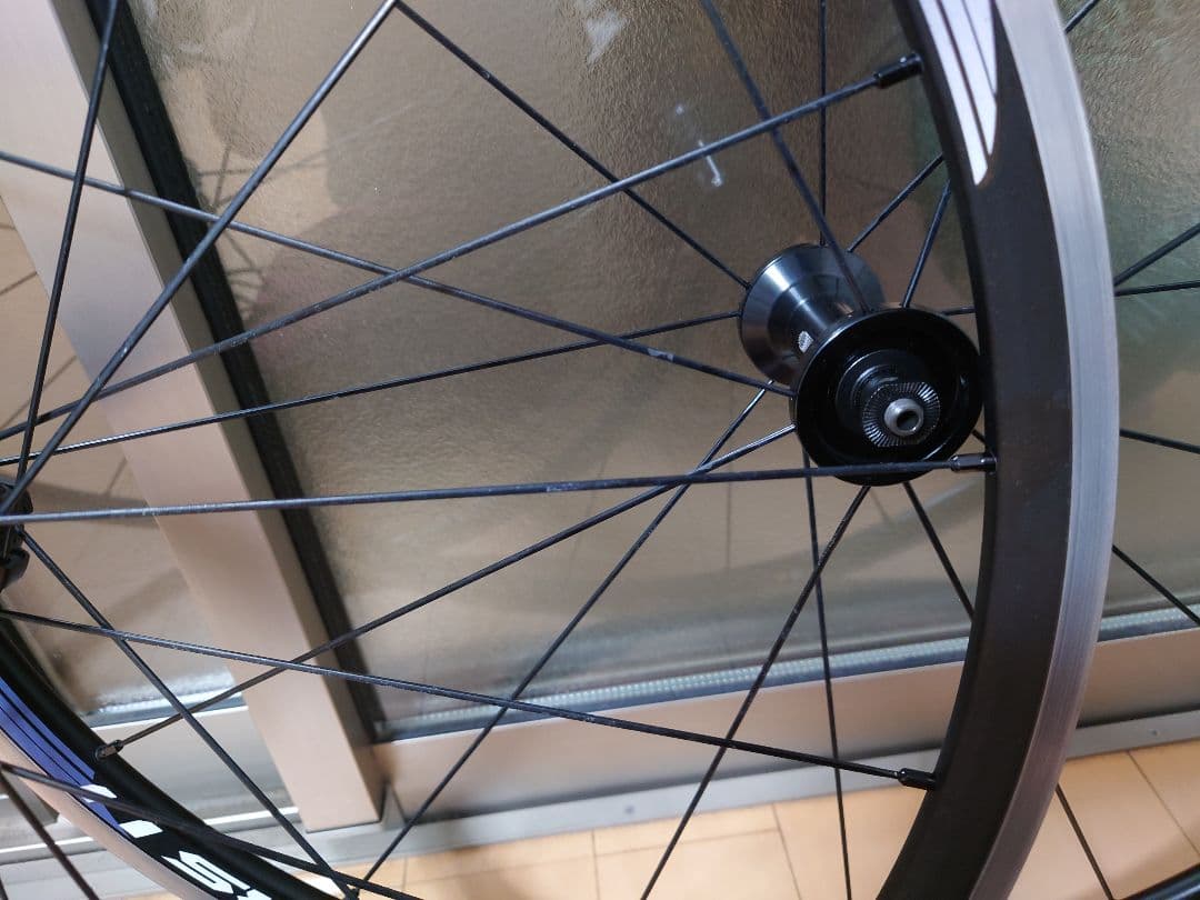 Shimano RS11 クリンチャーホイールセット