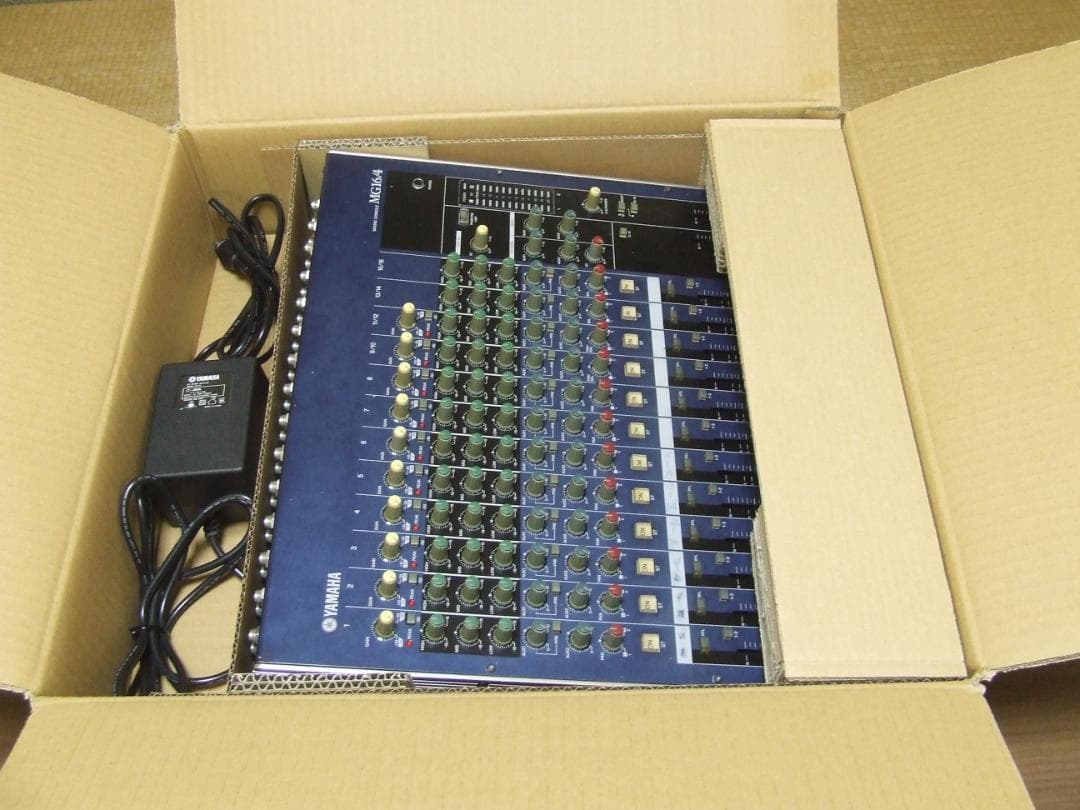 YAMAHAミキサー　MG16/4