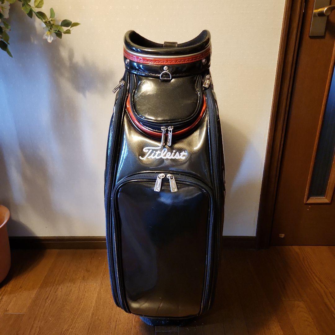 タイトリスト　メダリオン　3点式　キャディバッグ　9.5型　ツアーモデル