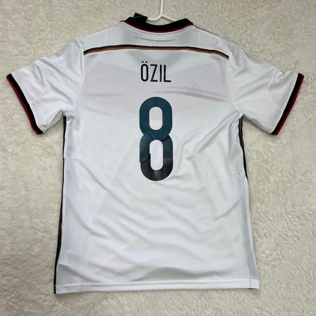 adidas ドイツ代表 ÖZIL 8番 シャツ