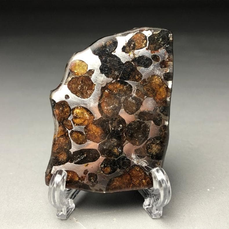 ち*わ様 パラサイト隕石 隕石　石鉄隕石　セリコ隕石 重さ約15ｇ 立て付き