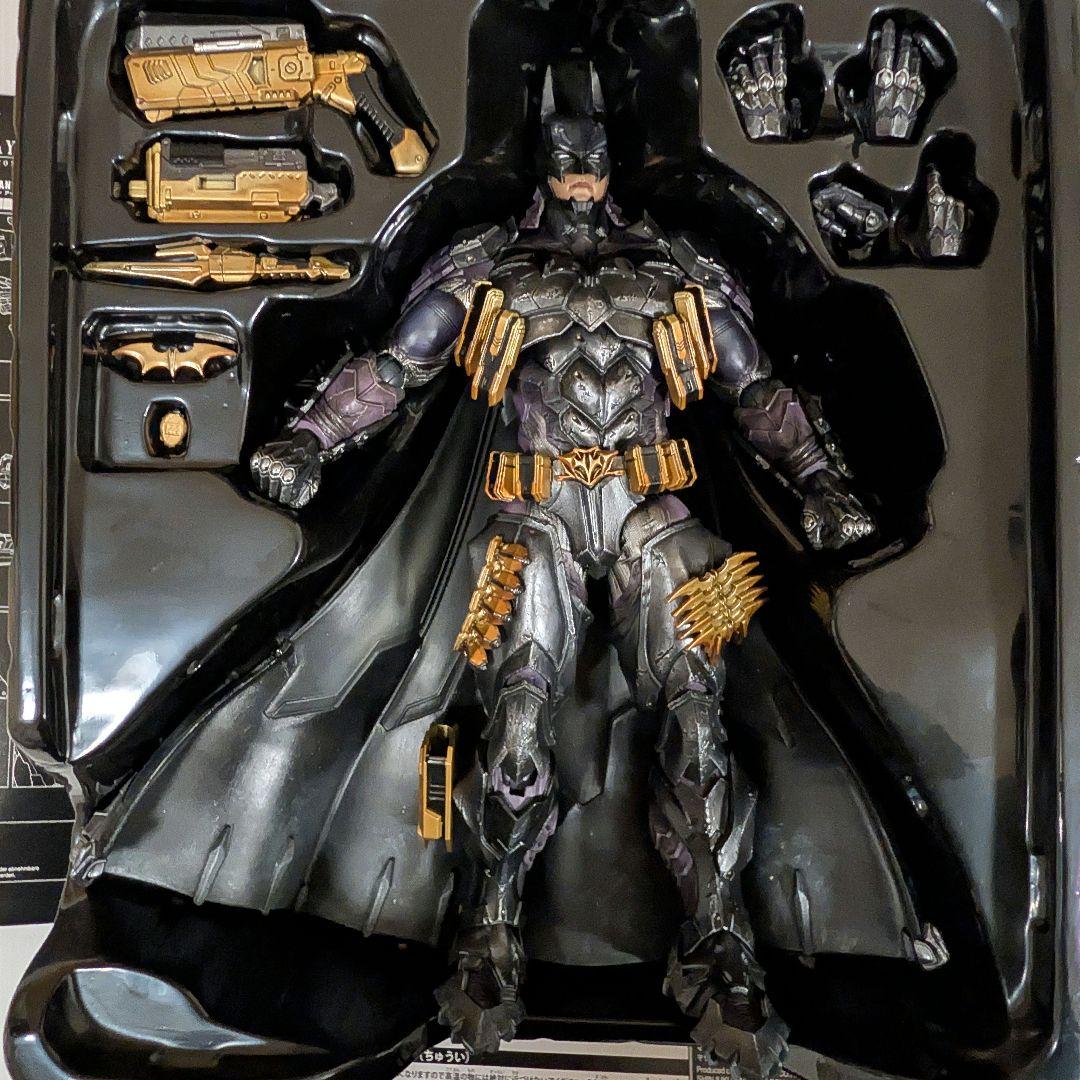 DC VARIANT PLAY ARTS改 BATMAN ARMORED