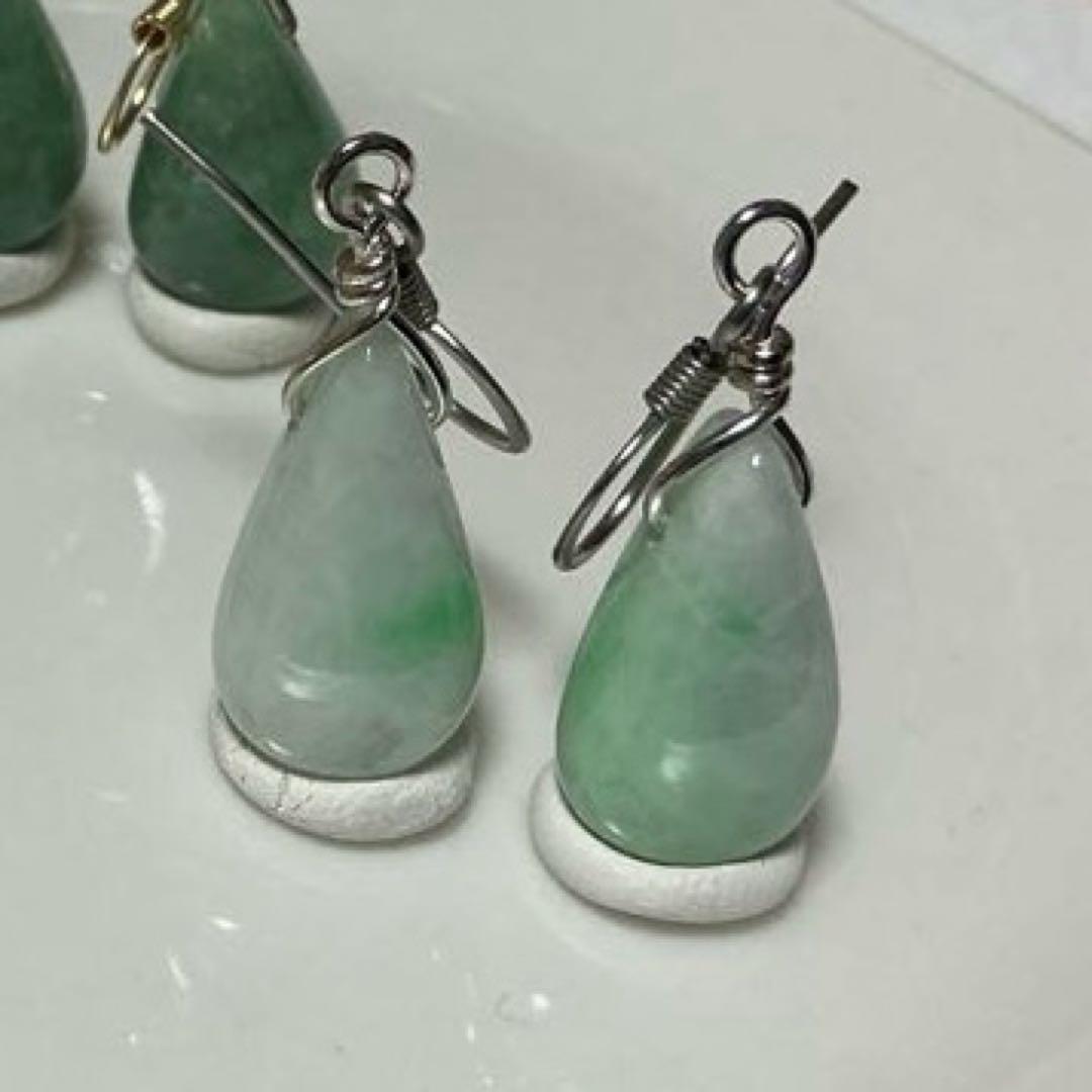 【専用】ティアドロップピアス　小滝産翡翠　翠と白のグラデーション