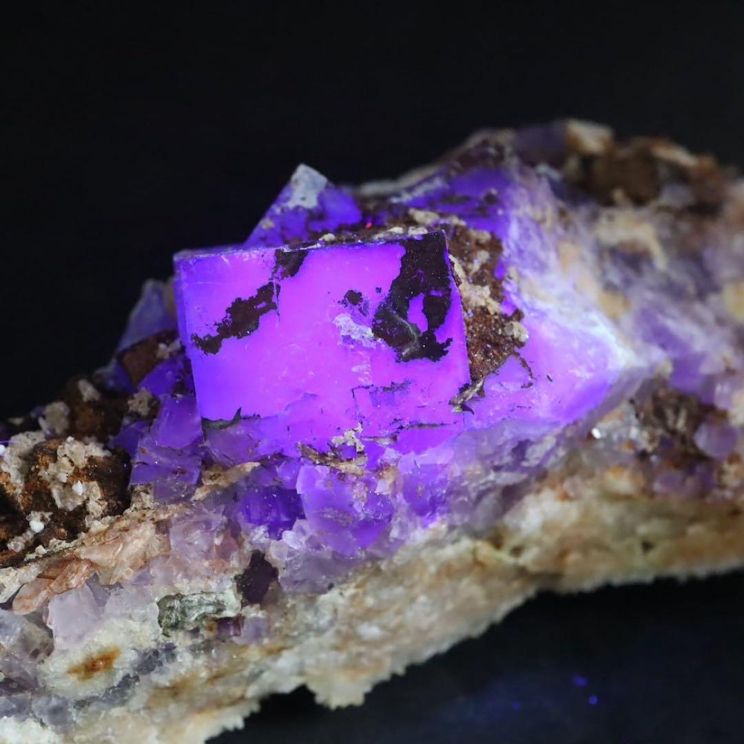 蛍石 ニューメキシコ フローライト 原石 280.7g FL390　鉱物　天然石