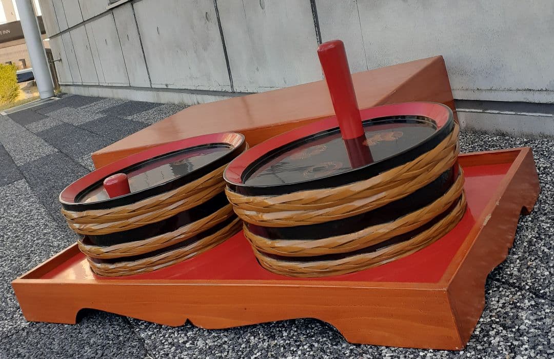 【時代古作品】大正時代～昭和　木製　時別仕様　本漆塗　松竹梅蒔絵　酒樽　樽