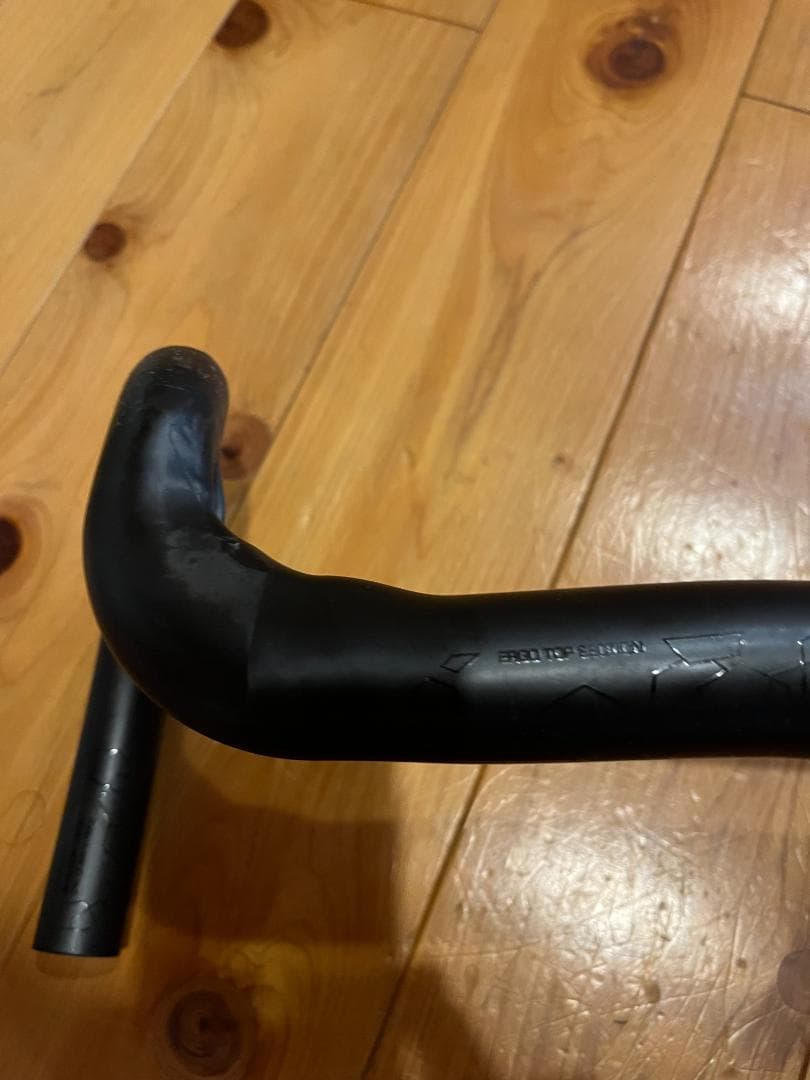 シマノプロ DISCOVERカーボン 20°フレア ドロップハンドル（31.8）