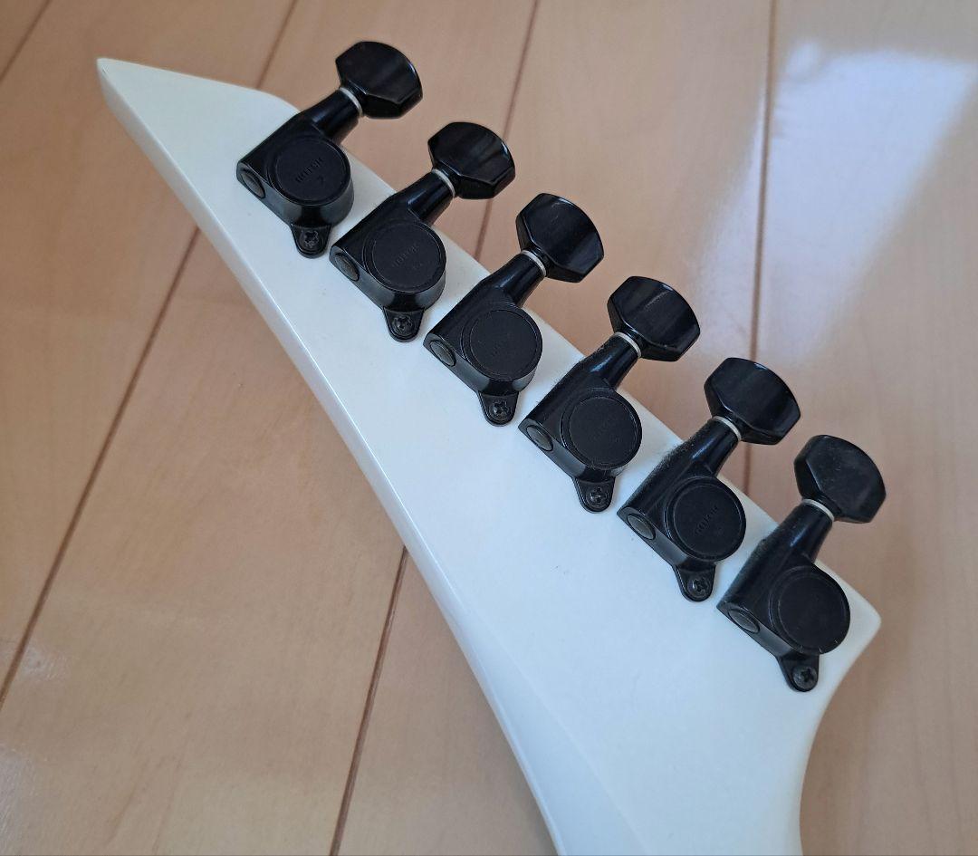 ル*ス様 ホワイトエレキギター F.G.I. TECHNOLOGY