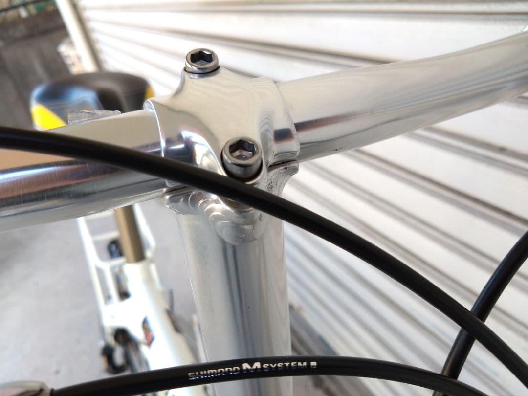 プジョー　コリブリ　18インチ　ルミナスホワイト　神奈川引取限定　ミニベロ