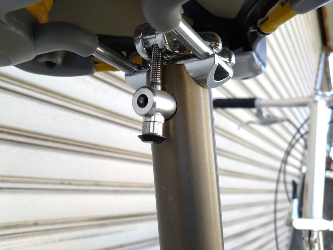 プジョー　コリブリ　18インチ　ルミナスホワイト　神奈川引取限定　ミニベロ