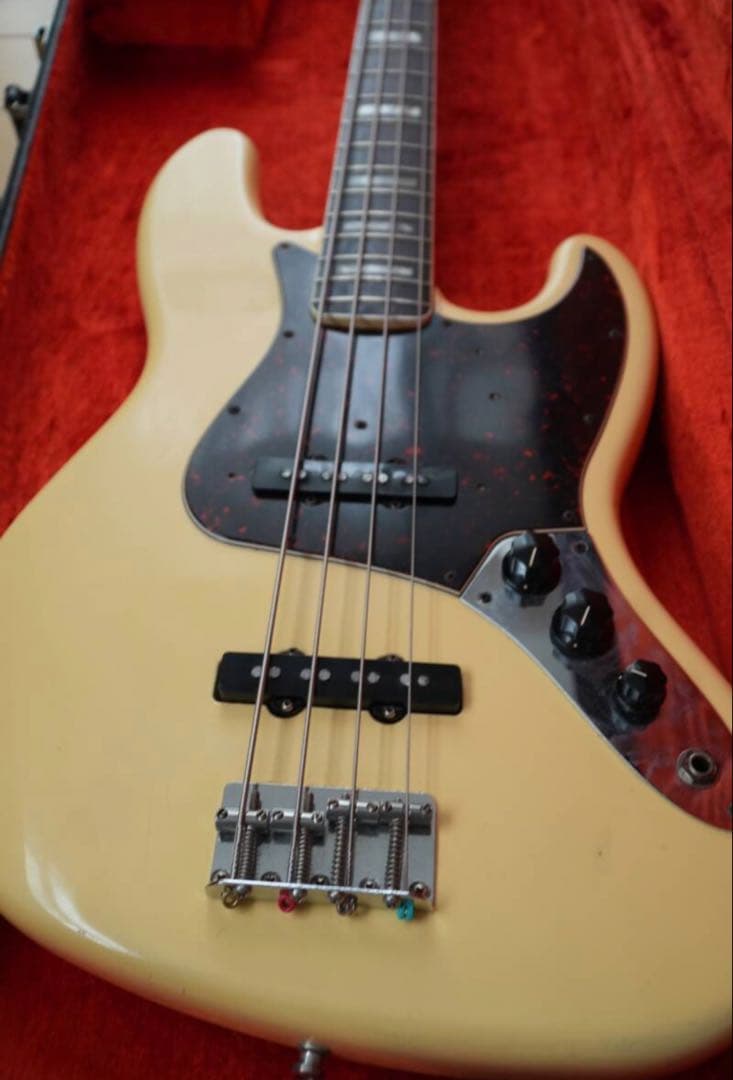 ベース Fender FSR American Vintage 75 JAZZ BASS