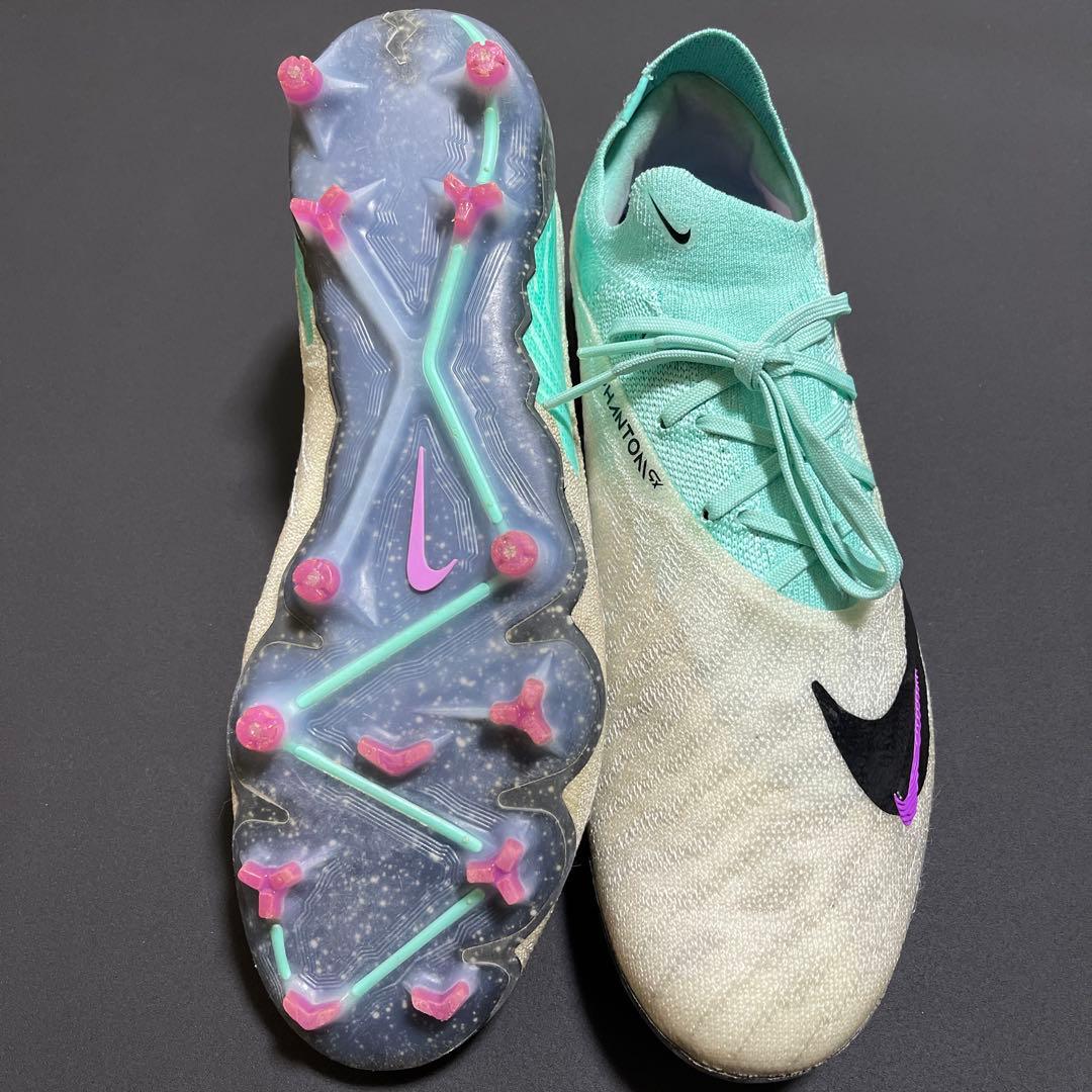 NIKEファントムGX FG 27CM