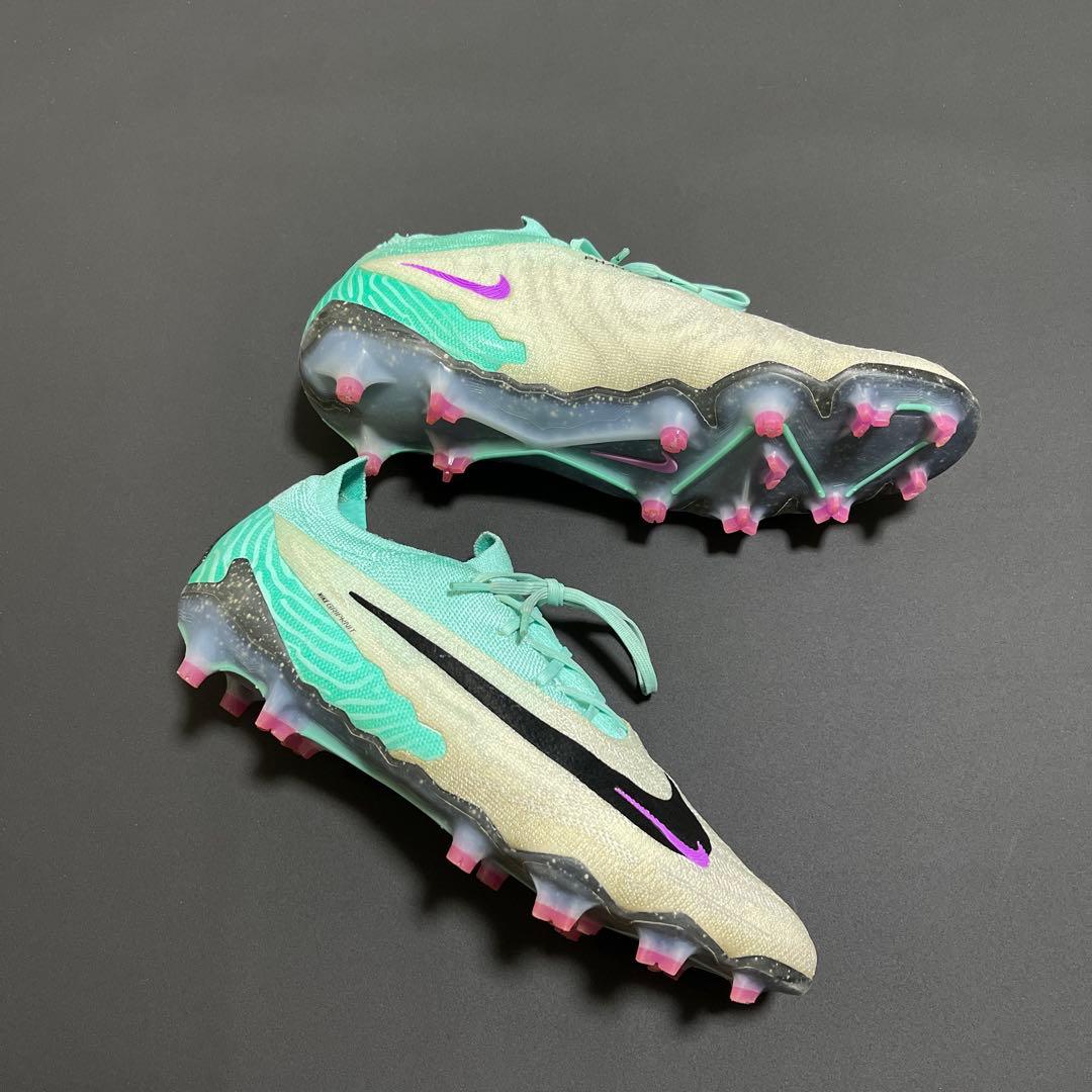 NIKEファントムGX FG 27CM
