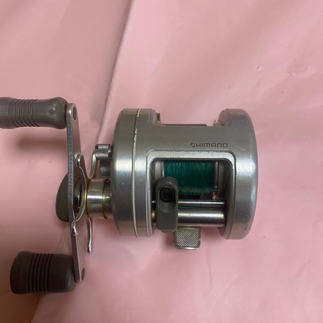 SHIMANO CALCUTTA 300 リール