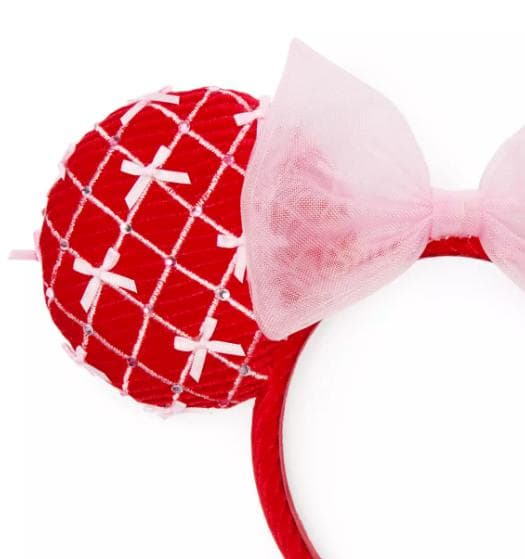 新作　【カリフォルニア】限定品　ミニー バレンタイン ディズニー 耳カチューシャ