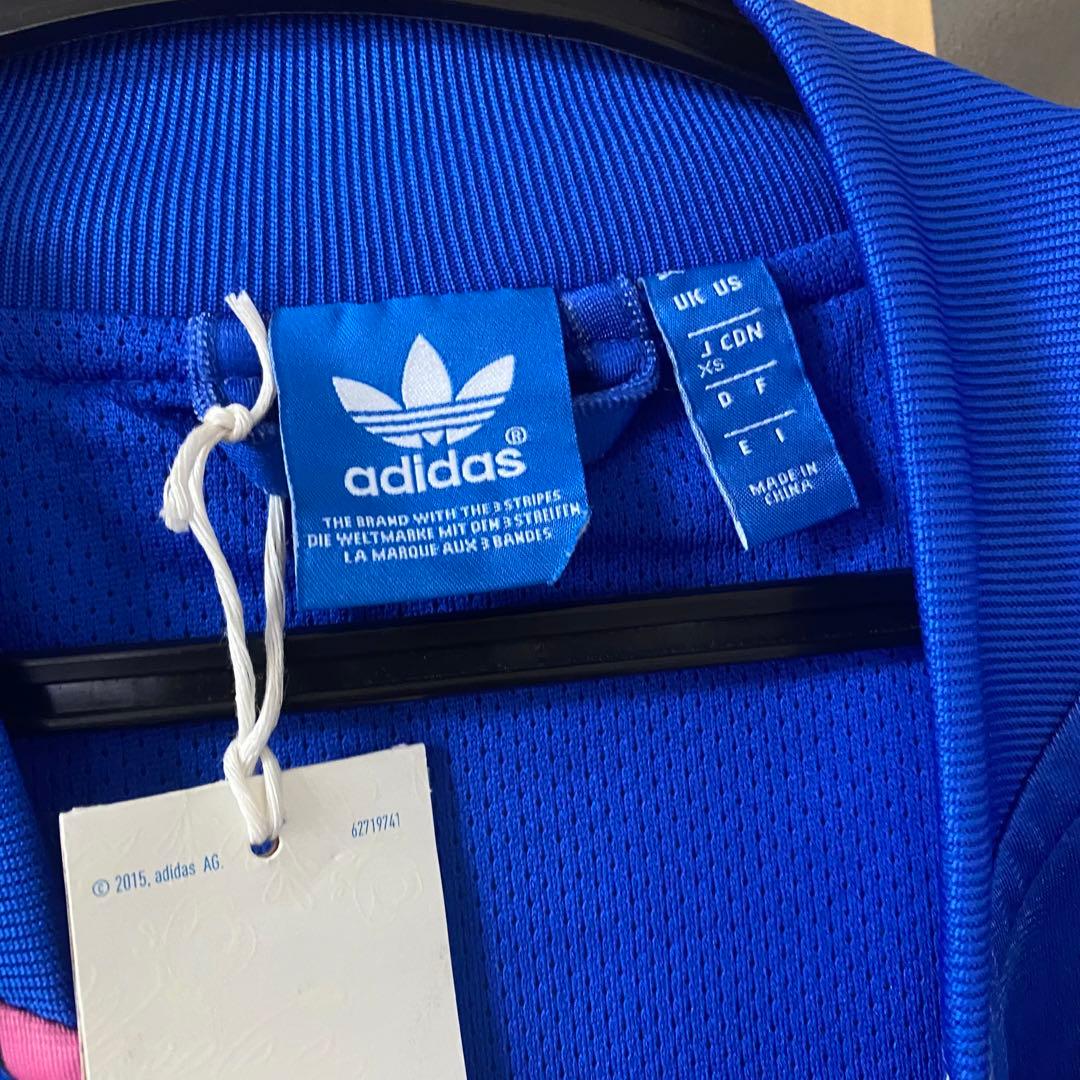 アディダス ジャージ　AJ8152