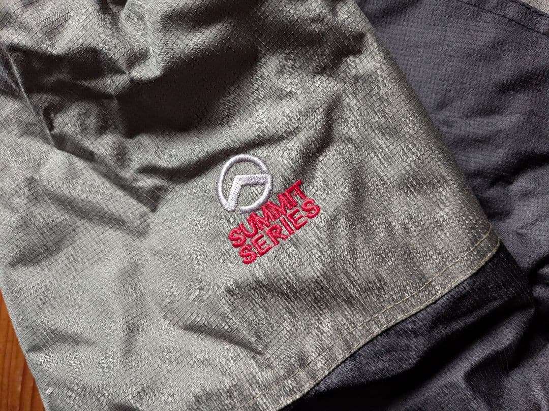 バートン✕ノースフェイス　スノボウェア上下