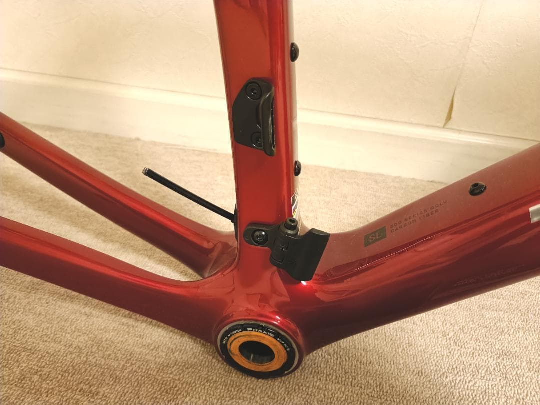 TREK Madone マドン SL5 Gen8 2026 新車外し M/L