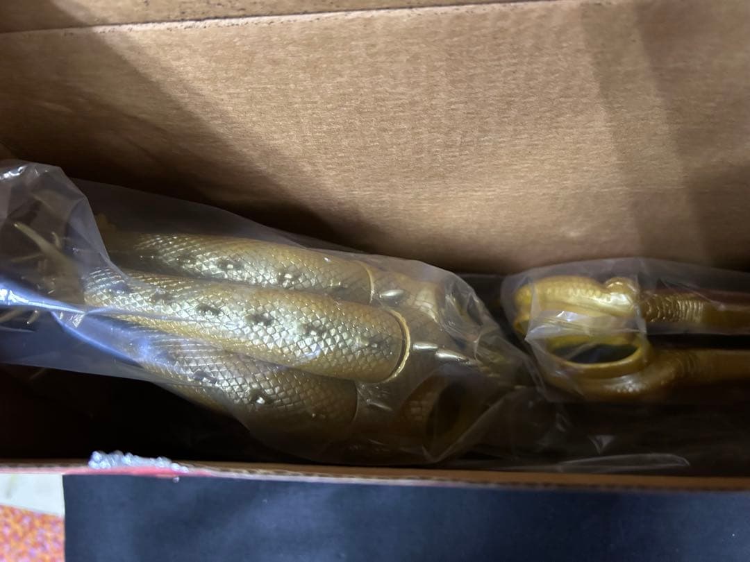 新品未使用バンダイ モスラ3 キングギドラ