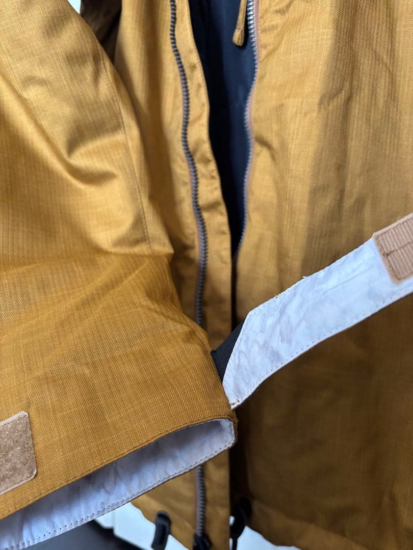 【VOLCOM 】スノーボードウェア M