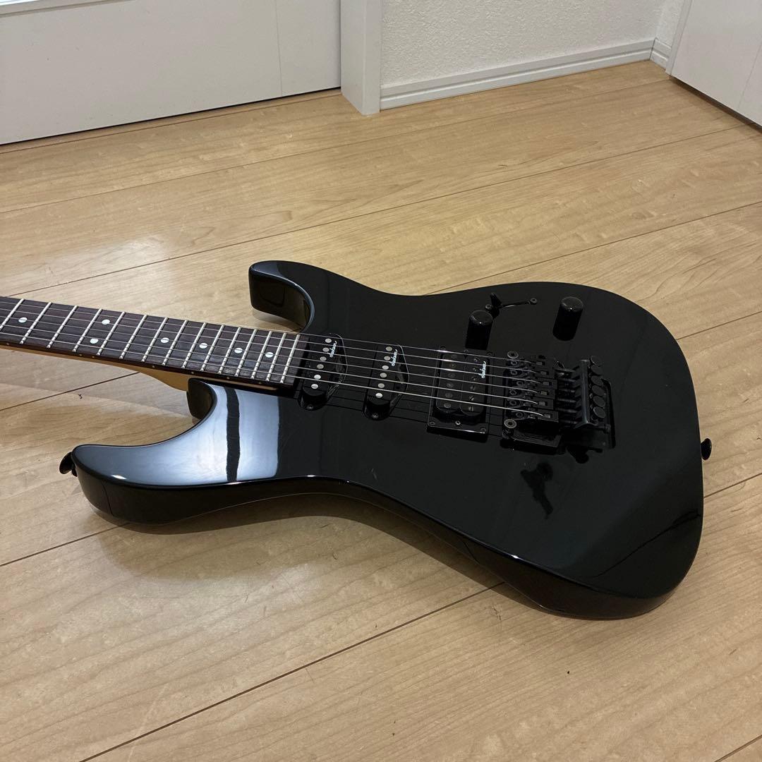 CHARVEL DK SSH シャーベル DINKYディンキー　調整済み