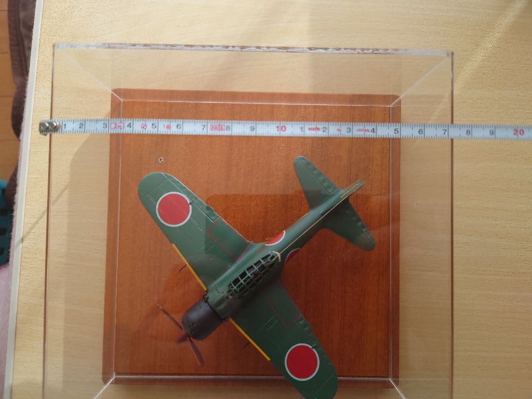 【精密・金属製】小西製作所 1/100 零式艦上戦闘機 五二型（ケース・台座付）